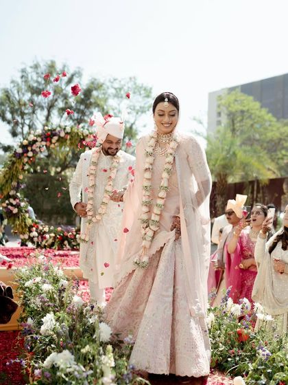 The Wedding Day: Vows and Grand Moments photo 26