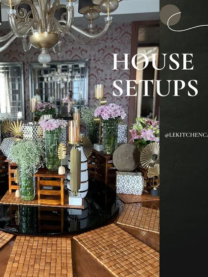 We transform your home into an elegant dining space. This setup shows a beautifully decorated round table, ready for a luxurious sit-down meal.