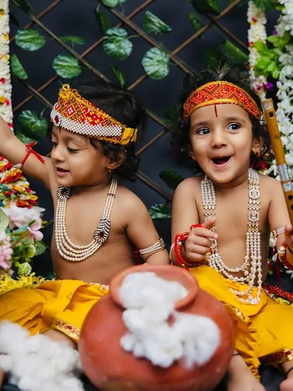 When a mom has a creative vision, I love bringing it to life. These two brothers became the most adorable little Krishnas for their Janmashtami shoot, full of mischief and smiles, just as their mom imagined.