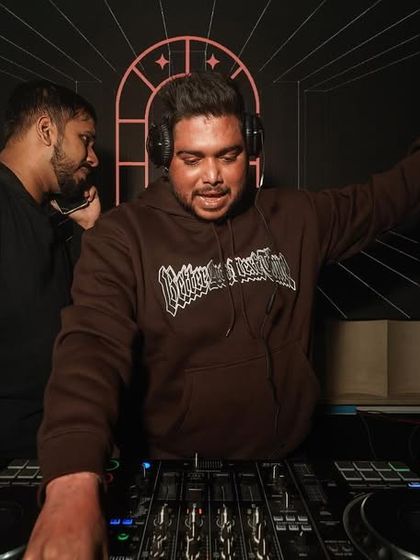 Behind the Decks: The Art of the Mix photo 25