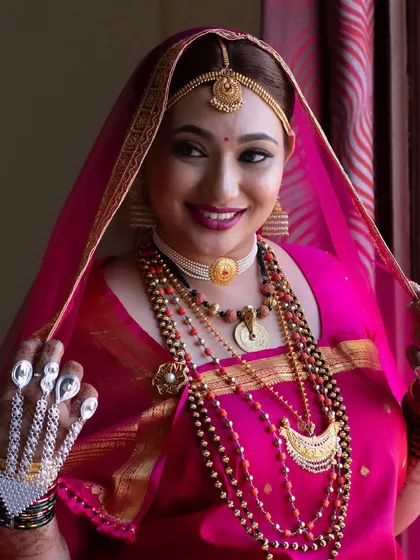 This is the complete Kodava bridal look, featuring authentic pieces from my collection. I help brides select the right pathak, jomale, and kokkethathi to honor our traditions beautifully.