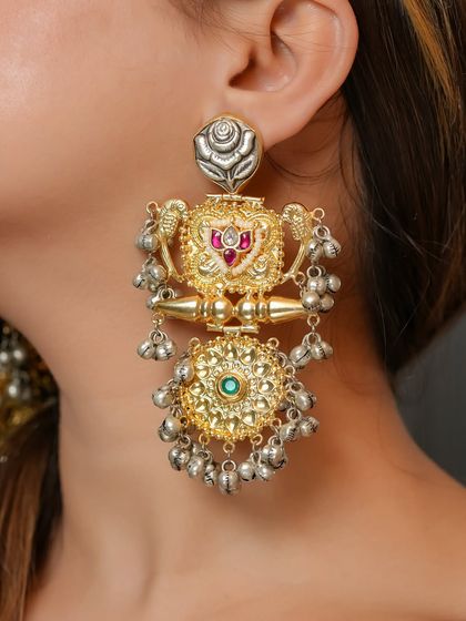 Tanish Luthra - Commercial & Advertising Photography Jewelry Lookbooks photo 5