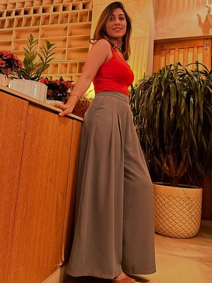 Another angle of my trousers-with-juttis look, showing how comfort can meet elegance.