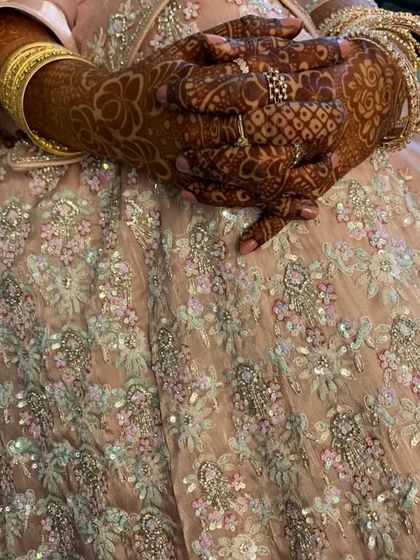 Asma Arts - Bridal Henna The Rich Henna Stain: Our 100% Organic Promise photo 6