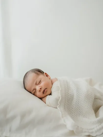 Dreamy Newborn Portraits photo 26