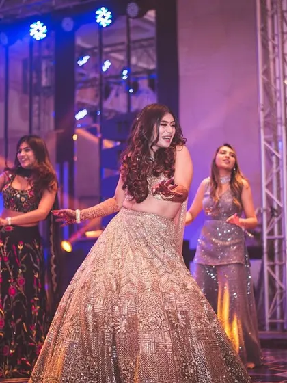 A fun and energetic performance by the bride and her squad. The choreography was designed to be joyful and celebratory, a perfect reflection of their friendship.