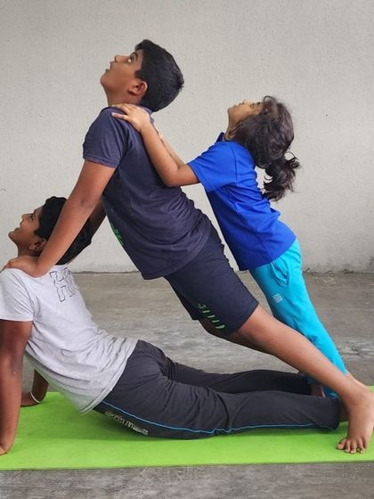 Swimsquare - Kids' Gymnastics Camp Partner & Group Acrobatics photo 31