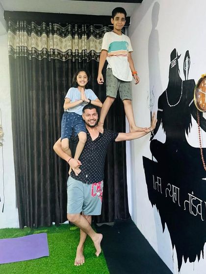 The final family acro pose. This is what my yoga is about: connection, fun, and making memories.