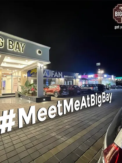 As the sun sets, Big Bay comes alive. Our well-lit premises and vibrant atmosphere make for a perfect evening stop to relax, eat, and socialize before you continue your journey.