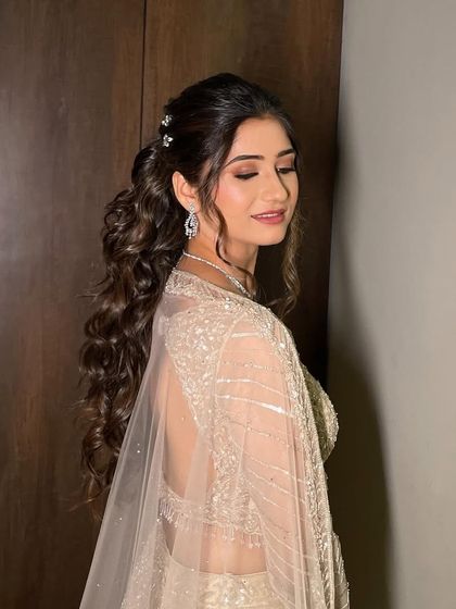 Chic & Textured Ponytails photo 5