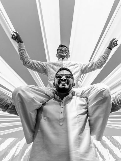 Unforgettable Moments: The Candids photo 9