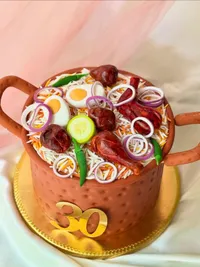 Custom Themed & Sculptural Cakes