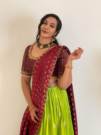 Astha Designer Boutique - Ready-to-Wear Sarees Rent Your Dream Outfit photo 3