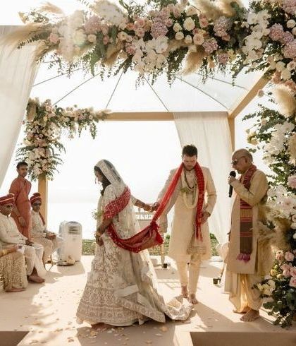 Decor by Aditya - Event Design & Decoration Grand Mandaps & Wedding Stages photo 25