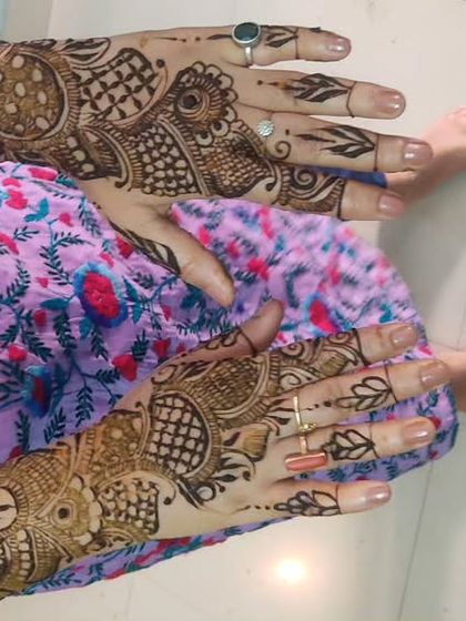 Shaikh Yasmeen - Wedding Party & Guest Mehendi Designs for Family & Bridesmaids photo 20