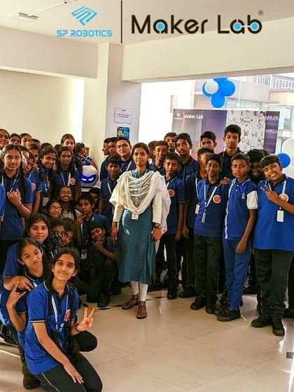 A group photo commemorating a successful school visit to our HSR Maker Lab. We hope to have inspired many future innovators during their visit.