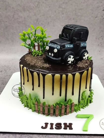 Another look at our popular 3D Mahindra Thar cake, perfect for fans of the rugged SUV.