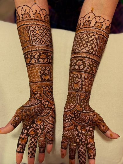 Z4 Studios - Bridal & Wedding Henna Traditional & Figurative Henna photo 10