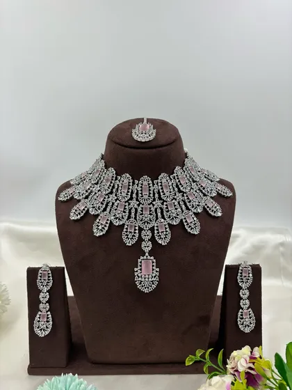 The pink stone version of the full-collar AD necklace.
