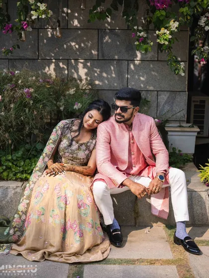 A beautiful collection of photos from Disha and Sumanth's pre-wedding shoot. Her makeup is soft and romantic, perfect for these candid and posed shots in a lovely garden setting.