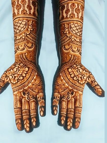 Full Bridal Henna (Hands) photo 42