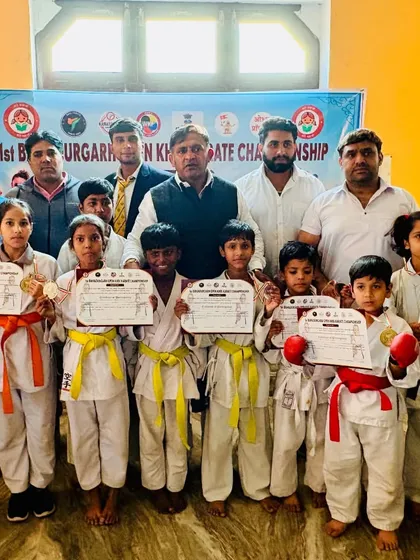 My youngest group of students with their first certificates and medals. This is the beginning of their journey as champions.