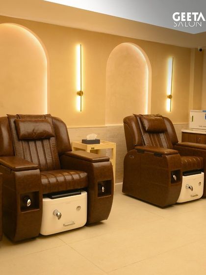 Our luxurious, fully-reclining pedicure chairs at the Bhubaneswar salon, designed for maximum comfort during your spa treatments.