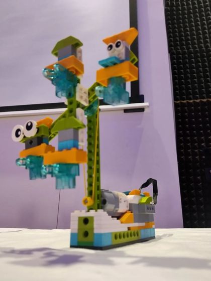 MakersLoft - Holiday Camps Robotics & Coding in Action photo 13