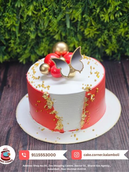 Elegant Cakes for Milestones photo 17