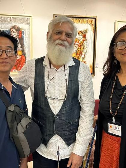 With fellow artists on the second day of the India Art Festival. These events are like a reunion, full of inspiring conversations and creative energy.