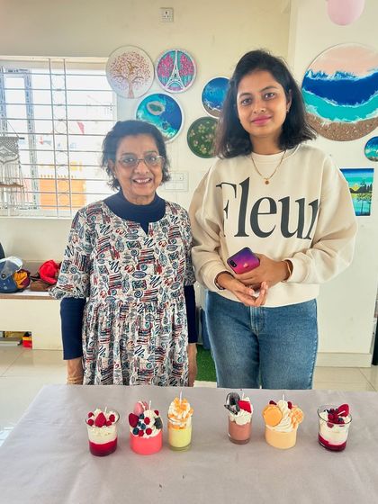 Paint Cafe Studio - Custom Handmade Crafts DIY Candle Making Workshops photo 3