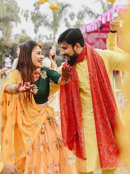 Somesh Chaurasiya - Wedding Photography & Cinematography Vibrant Haldi & Mehendi Moments photo 32