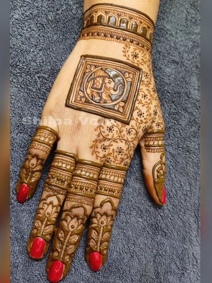 A simple and elegant design with a framed elephant in the center, surrounded by light floral patterns.