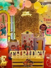 Themed Event & Party Decorations