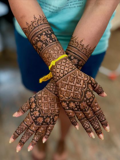 Mitali - Bridal Mehendi Full Bridal Mehendi (Hands) photo 27