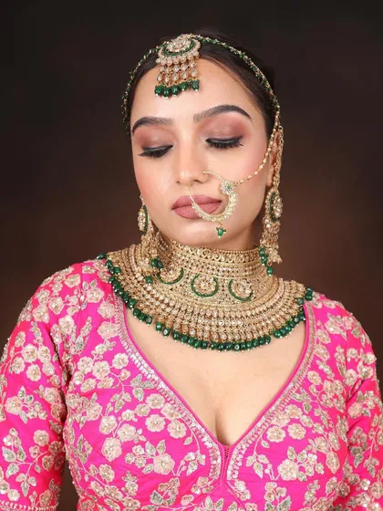 A detailed shot of the eye makeup for this bridal look. I used a mix of warm tones and a touch of shimmer to make her eyes pop.