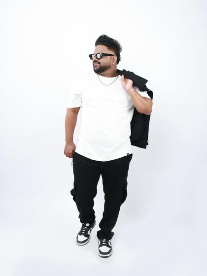 Behind the Decks photo 7