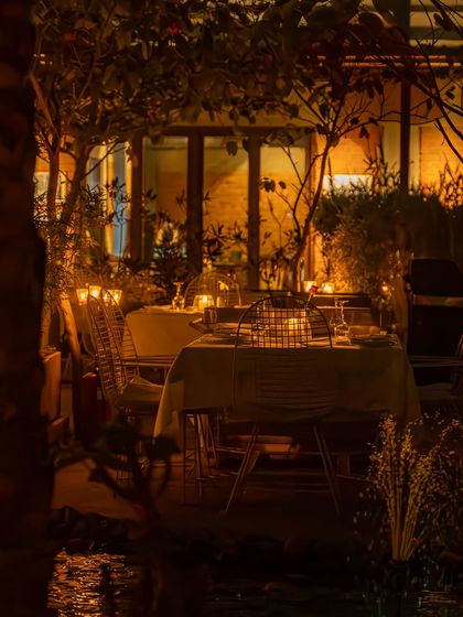 Kruti Acharya - Food & Restaurant Photography Capturing the Vibe: Restaurant Ambience & Action photo 7