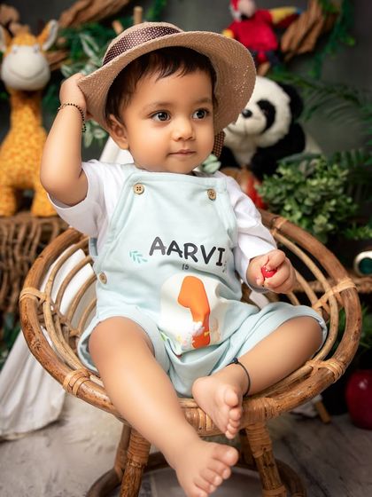 The Big One: Cake Smash & First Birthdays photo 15