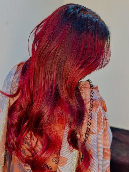 Vibrant Reds & Funky Hues photo 20