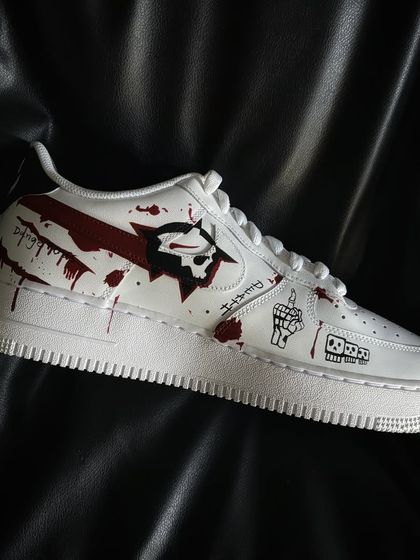 A side profile of another Halloween design with a bloody skull swoosh.