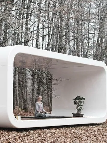 Our modular yoga pod offers a serene, minimalist space for wellness and meditation. The open-sided design allows for a seamless connection with the natural surroundings, perfect for outdoor yoga practice.