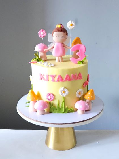 Pink Frost Patisserie - Handcrafted Edible Figurines & Toppers Magical Worlds & Fantasy photo 7