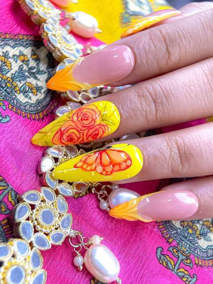 Celebrate with Style: Festive Nail Designs photo 10