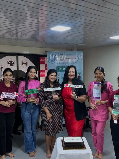 This photo captures a moment from our clinic's event for Exosome therapy. My team and I are dedicated to staying at the forefront of regenerative medicine to offer effective, non-surgical solutions for hair loss and skin aging.