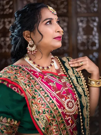 Another beautiful angle of the sider look, showcasing the rich colors and textures.