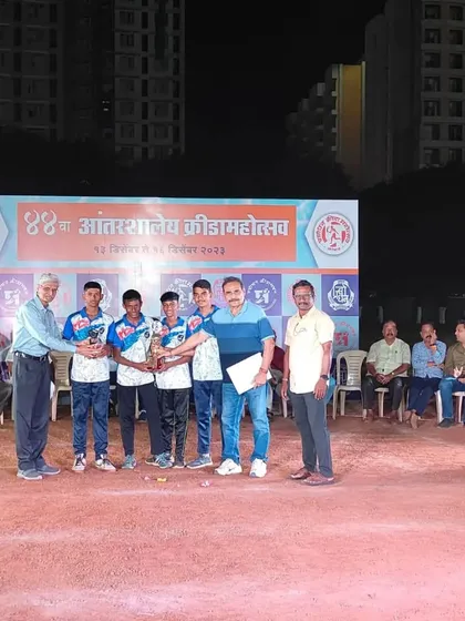 Receiving the winners' trophy at the 44th Prabodhan Inter-School Sports Meet.
