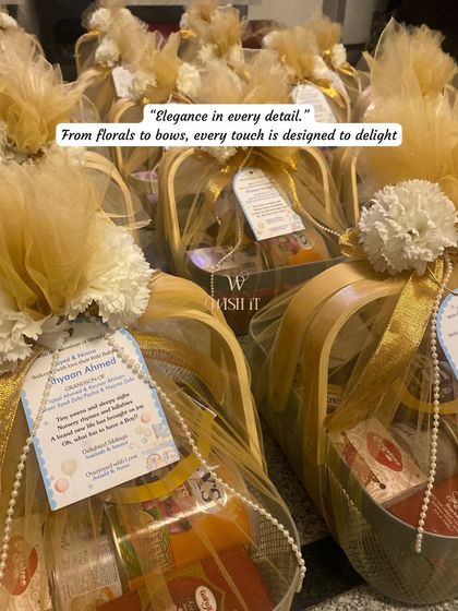 Elegance in every detail. From the floral touches to the delicate pearl strings on the tags, every element is designed to delight.