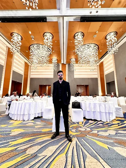 A more direct, formal pose in my corporate hosting look. I adapt my style from "handsome" to "sexy" depending on the event's needs.