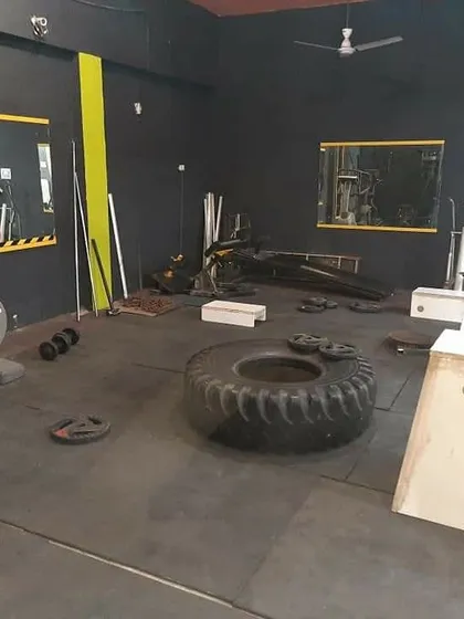 Our functional training corner is all about raw strength. Here you'll find the large tyre for flips, a plyo box for jumps, and other equipment for unconventional workouts that build the kind of fitness that matters outside the gym.
